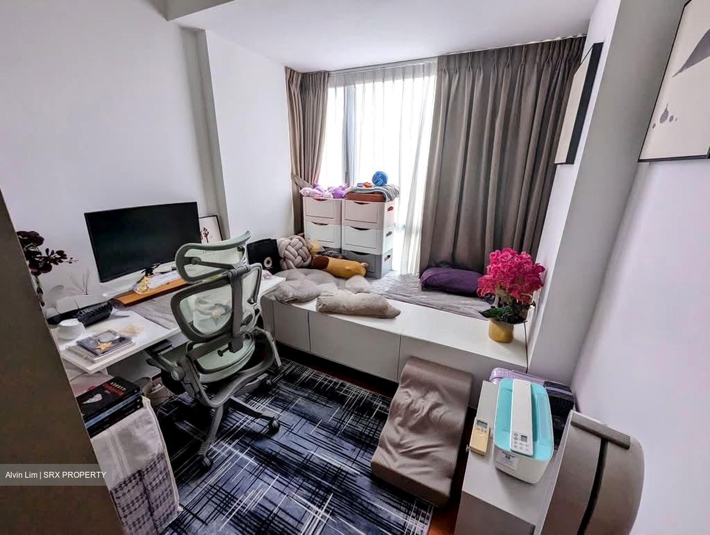 The Palette (D18), Condominium #560435031